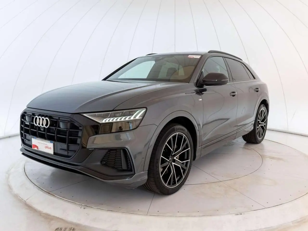 Photo 1 : Audi Q8 2023 Hybrid