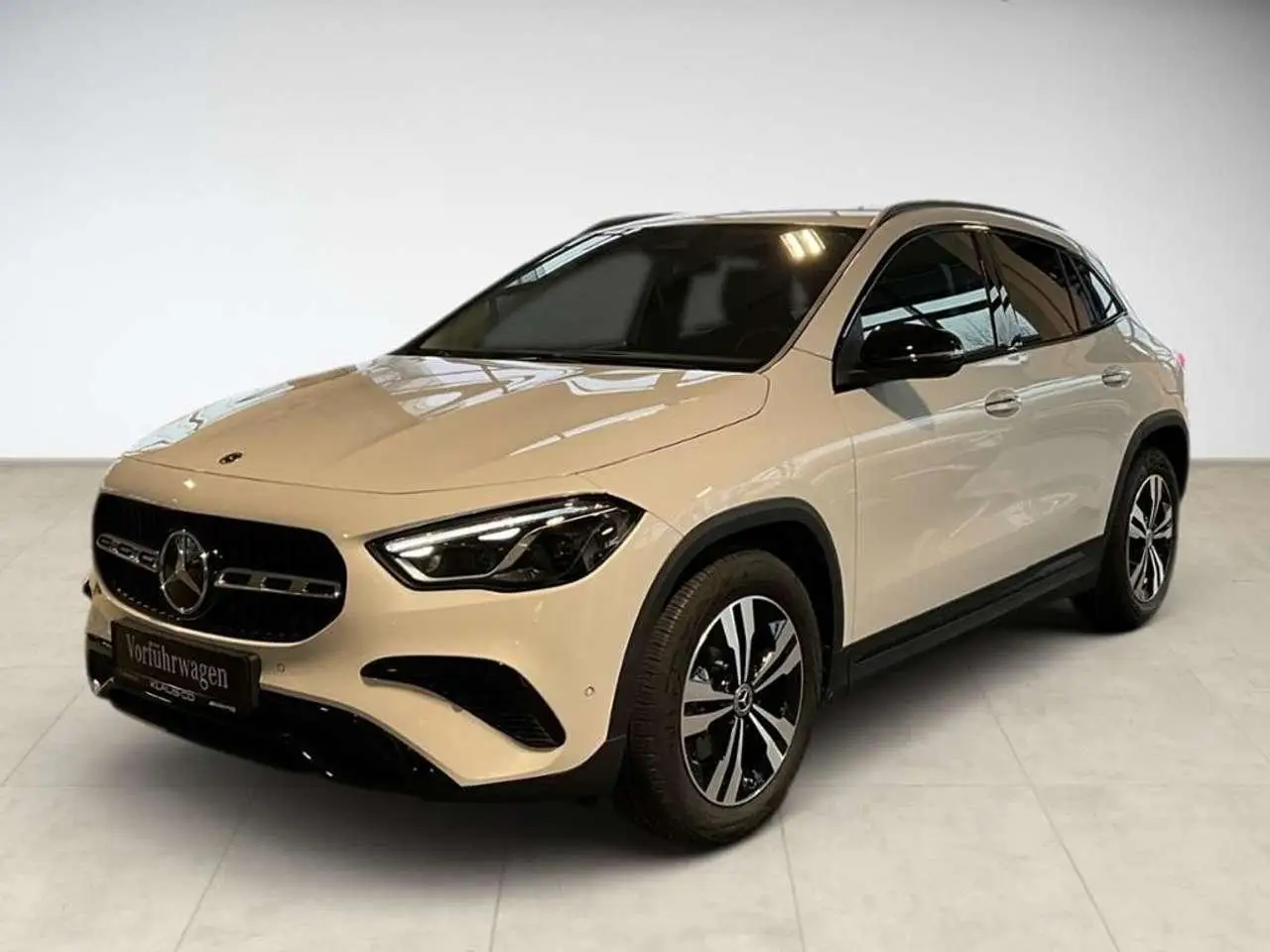 Photo 1 : Mercedes-benz Classe Gla 2024 Petrol