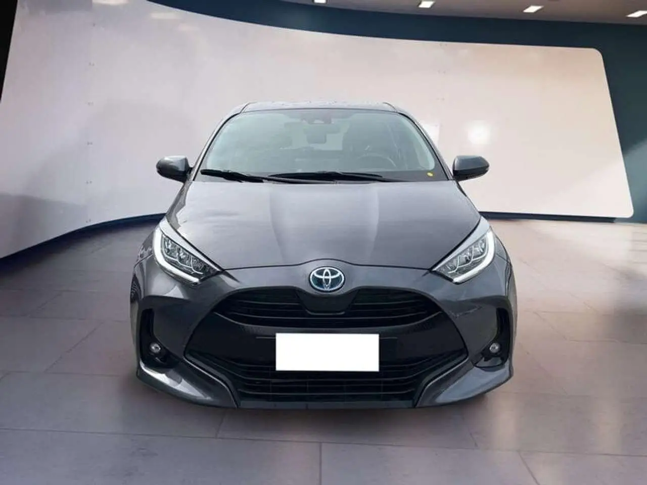 Photo 1 : Toyota Yaris 2021 Hybrid