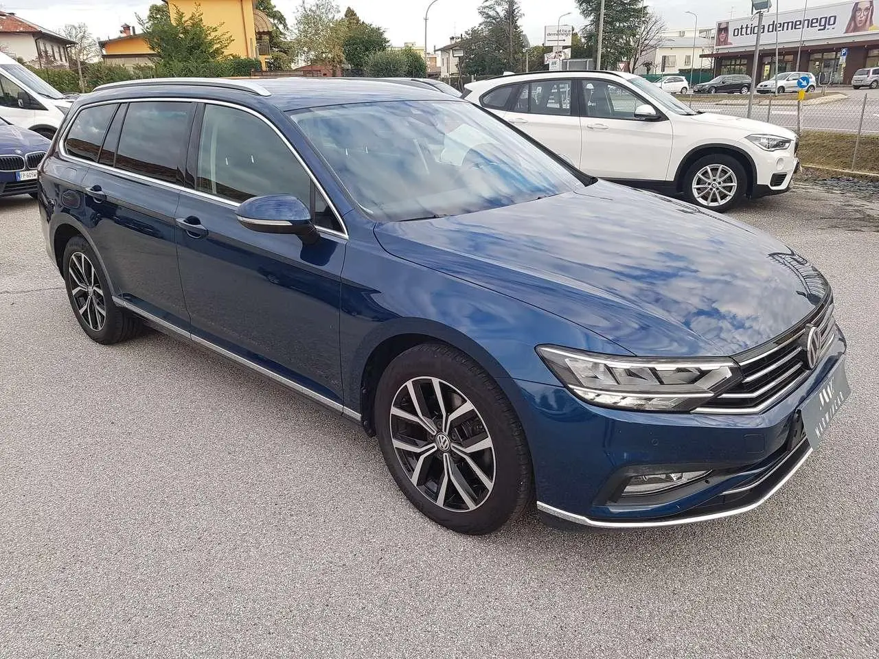 Photo 1 : Volkswagen Passat 2020 Diesel