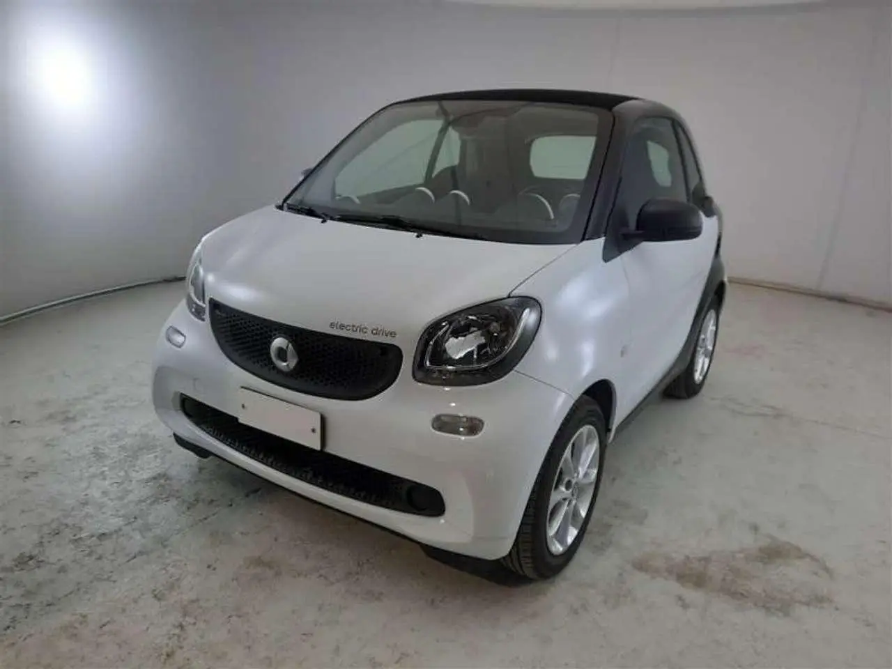 Photo 1 : Smart Fortwo 2018 Électrique