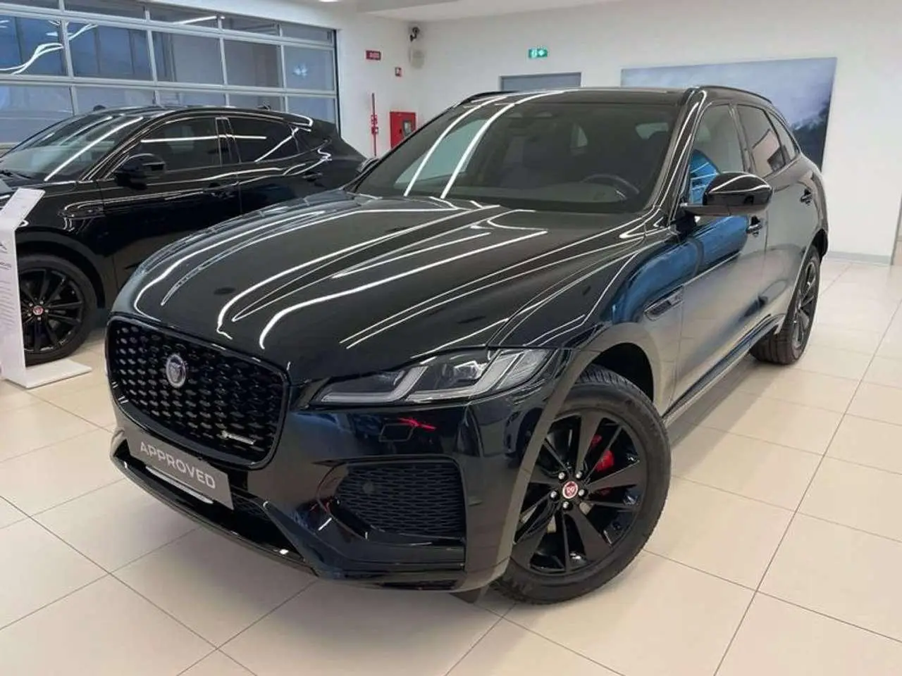 Photo 1 : Jaguar F-pace 2022 Petrol