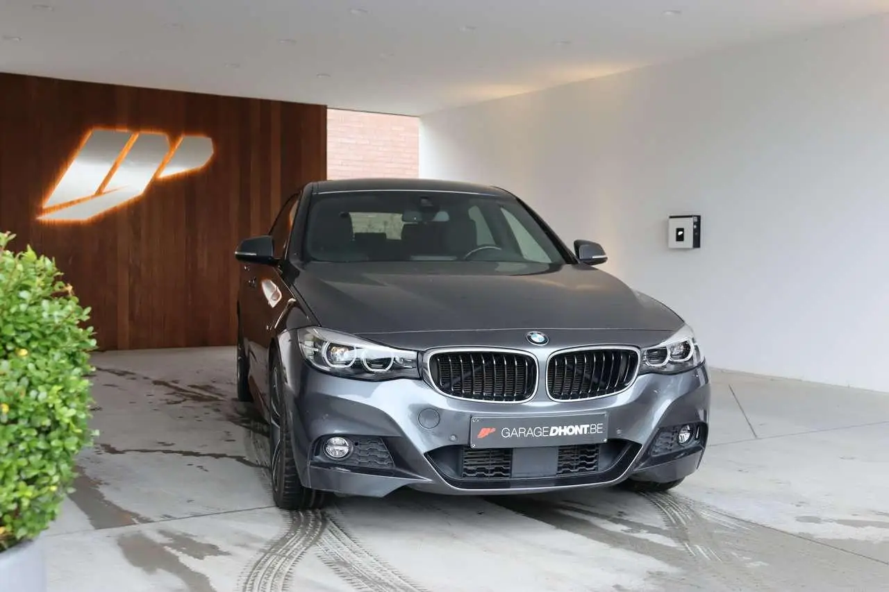 Photo 1 : Bmw Serie 3 2018 Diesel