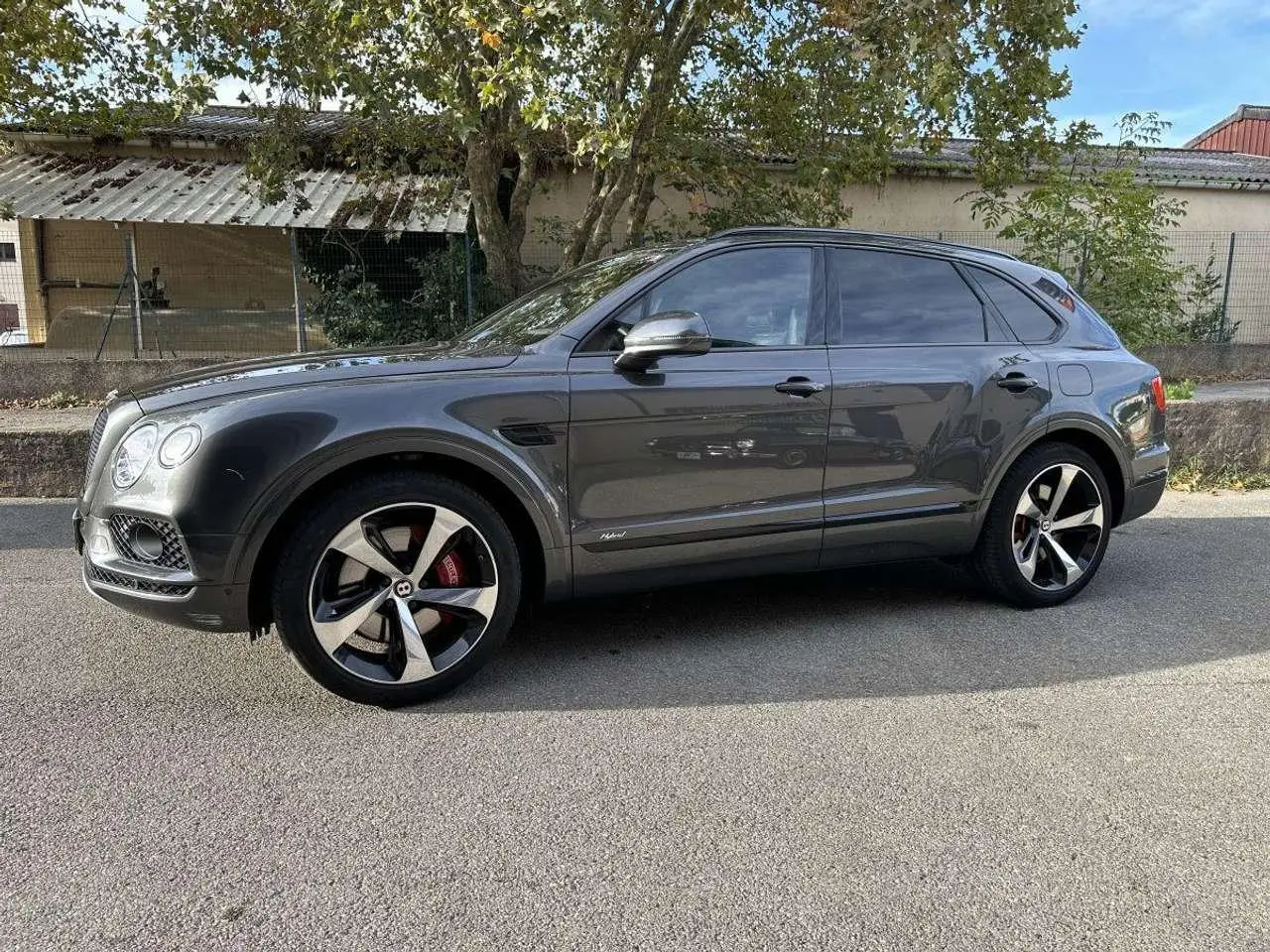 Photo 1 : Bentley Bentayga 2019 Hybrid