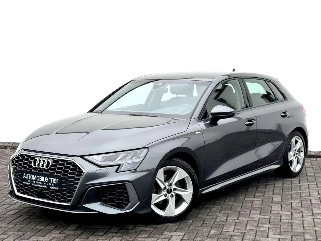 Photo 1 : Audi A3 2022 Petrol