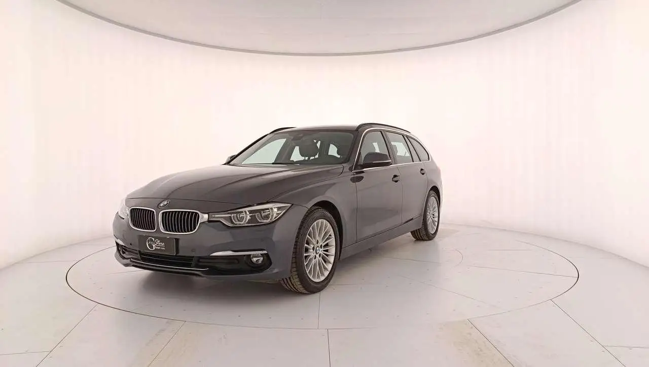 Photo 1 : Bmw Serie 3 2019 Diesel