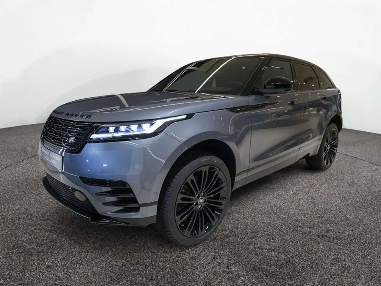 Photo 1 : Land Rover Range Rover Velar 2024 Diesel