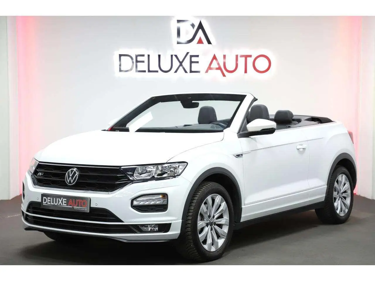 Photo 1 : Volkswagen T-roc 2021 Essence