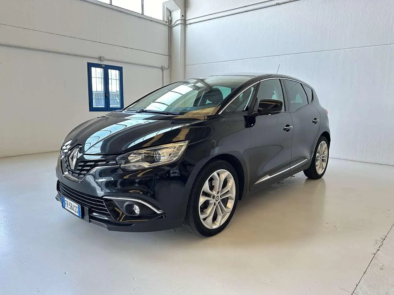 Photo 1 : Renault Scenic 2018 Diesel