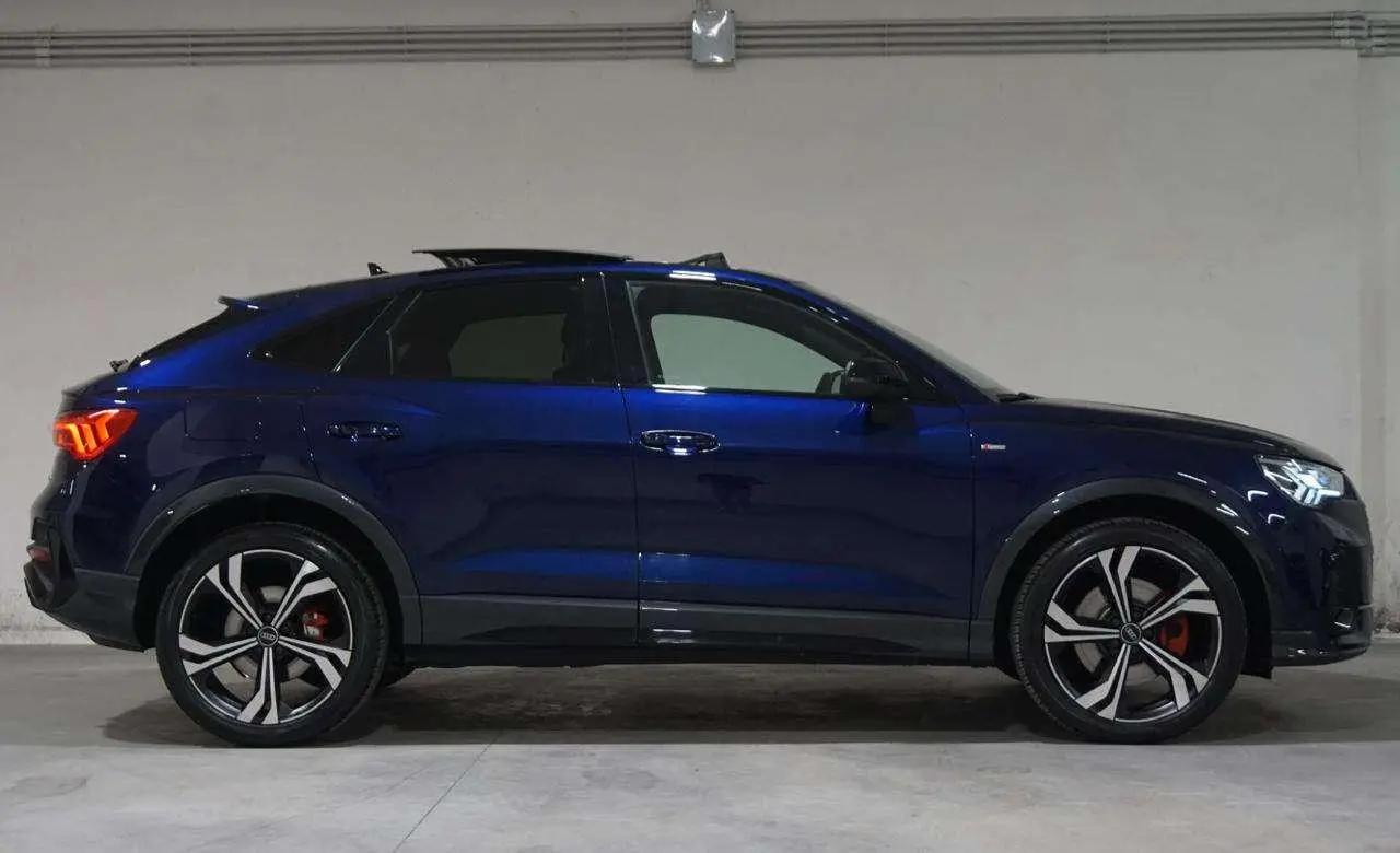 Photo 1 : Audi Q3 2021 Diesel