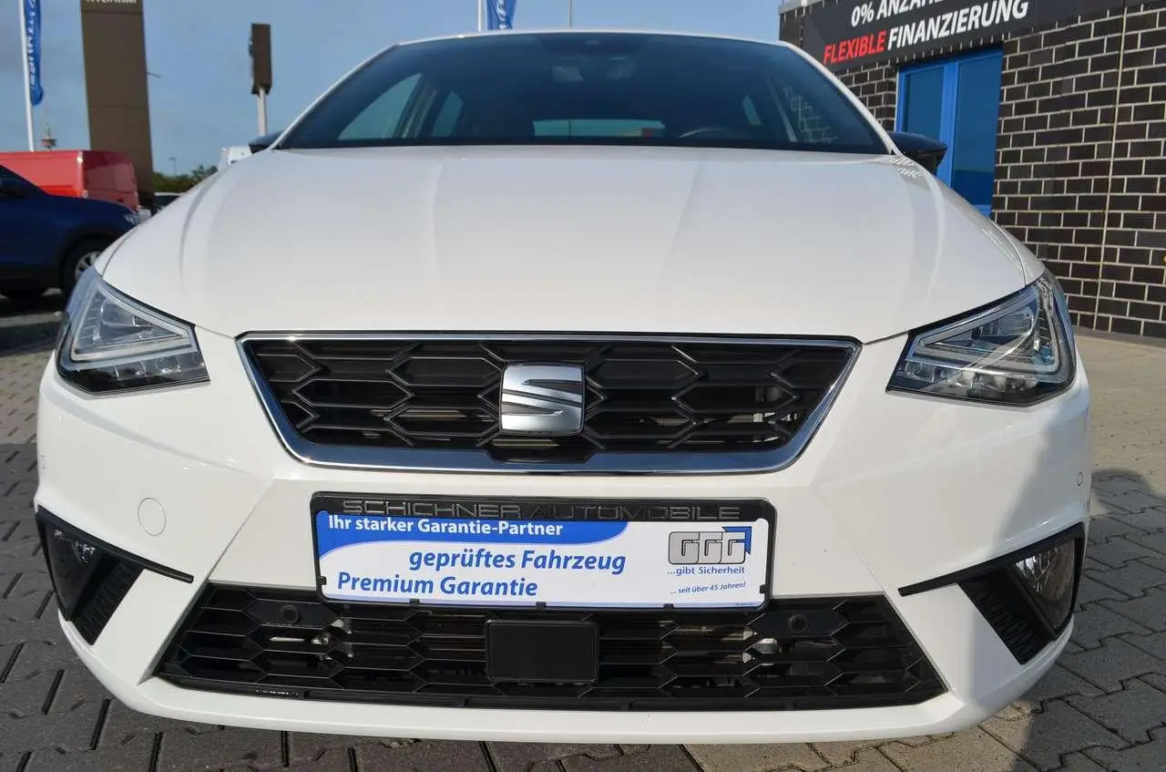 Photo 1 : Seat Ibiza 2022 Petrol