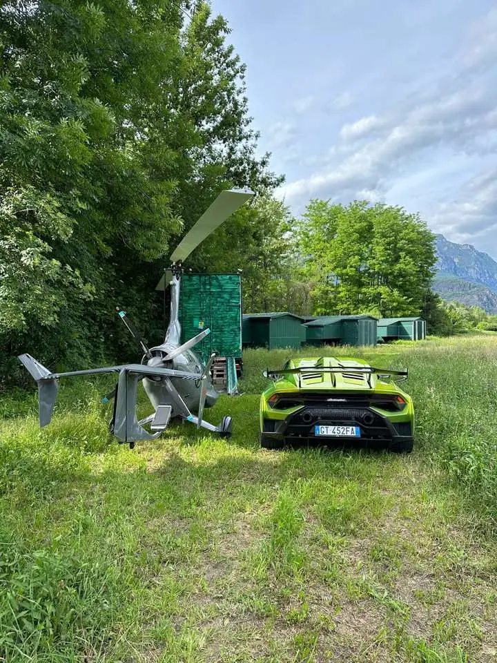 Photo 1 : Lamborghini Huracan 2024 Petrol