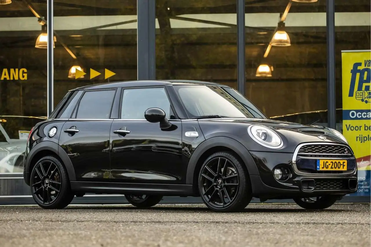 Photo 1 : Mini Cooper 2016 Essence