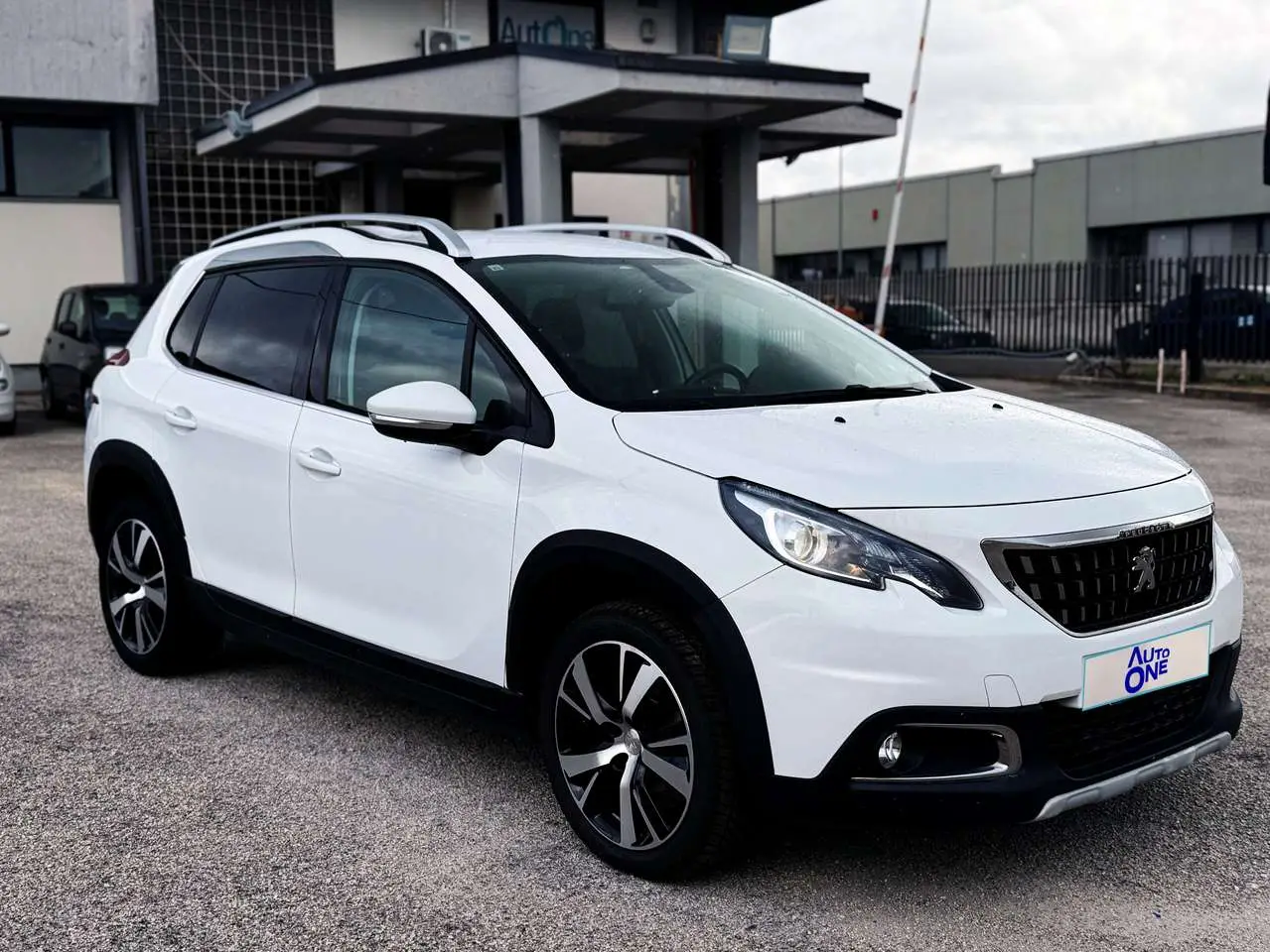 Photo 1 : Peugeot 2008 2019 Diesel