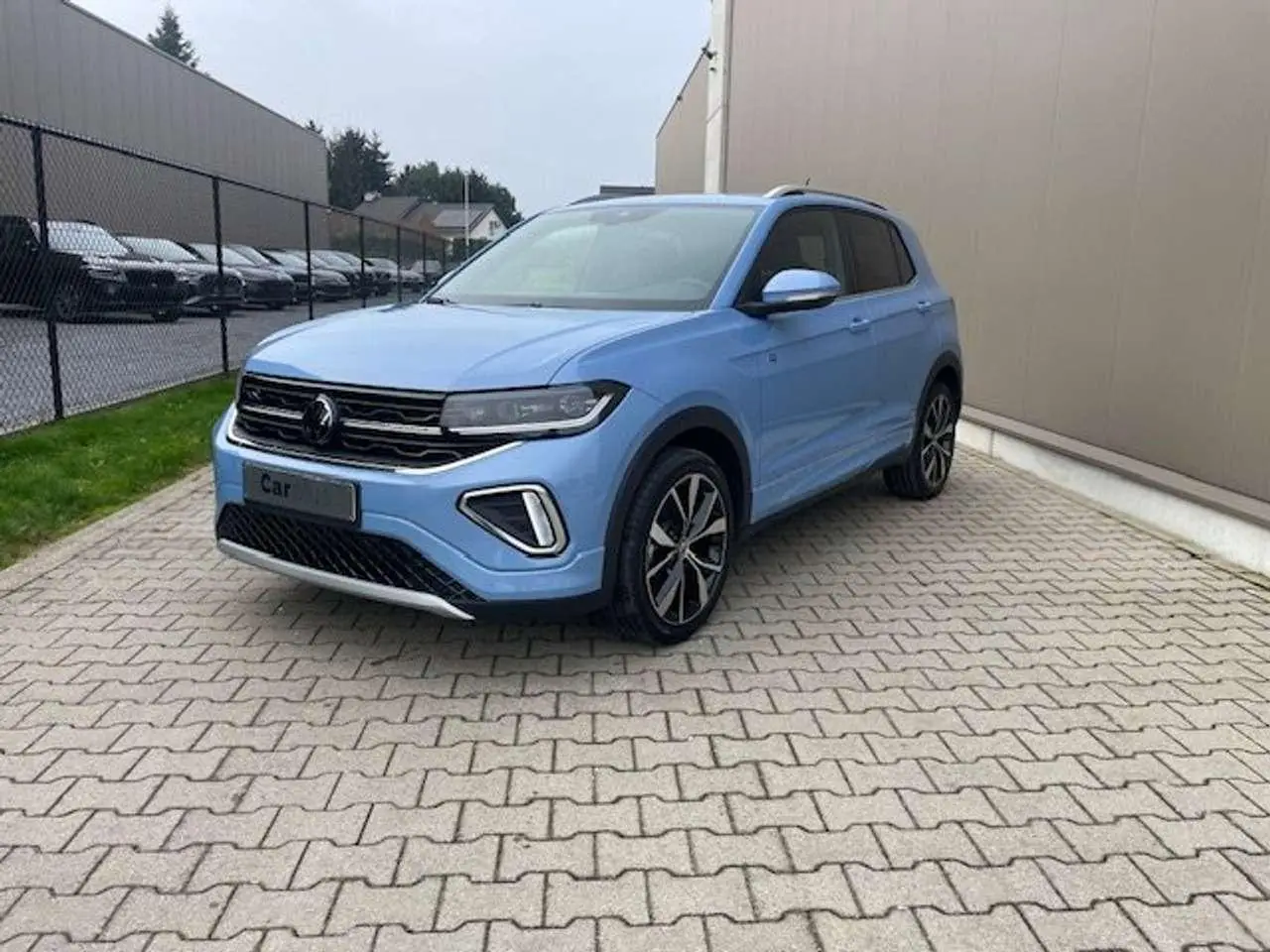 Photo 1 : Volkswagen T-cross 2024 Essence