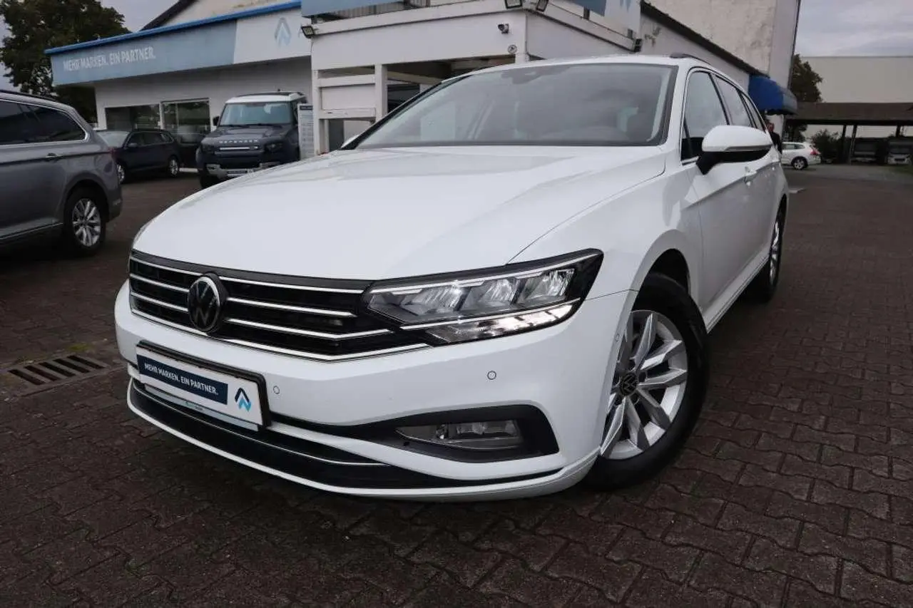 Photo 1 : Volkswagen Passat 2021 Diesel