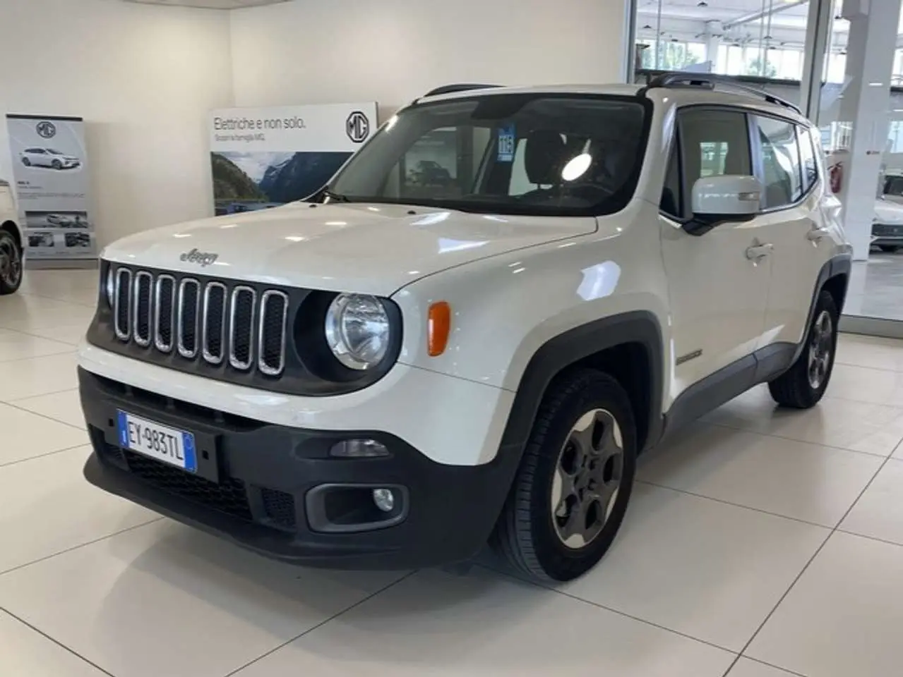 Photo 1 : Jeep Renegade 2015 Diesel