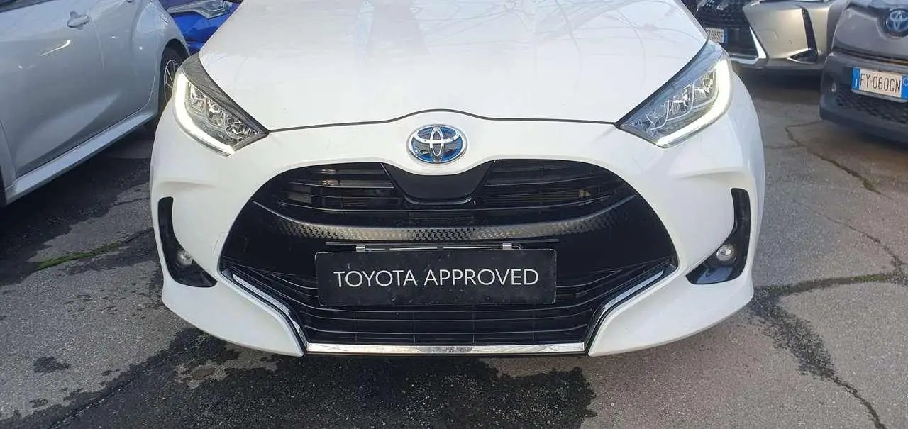 Photo 1 : Toyota Yaris 2021 Hybride