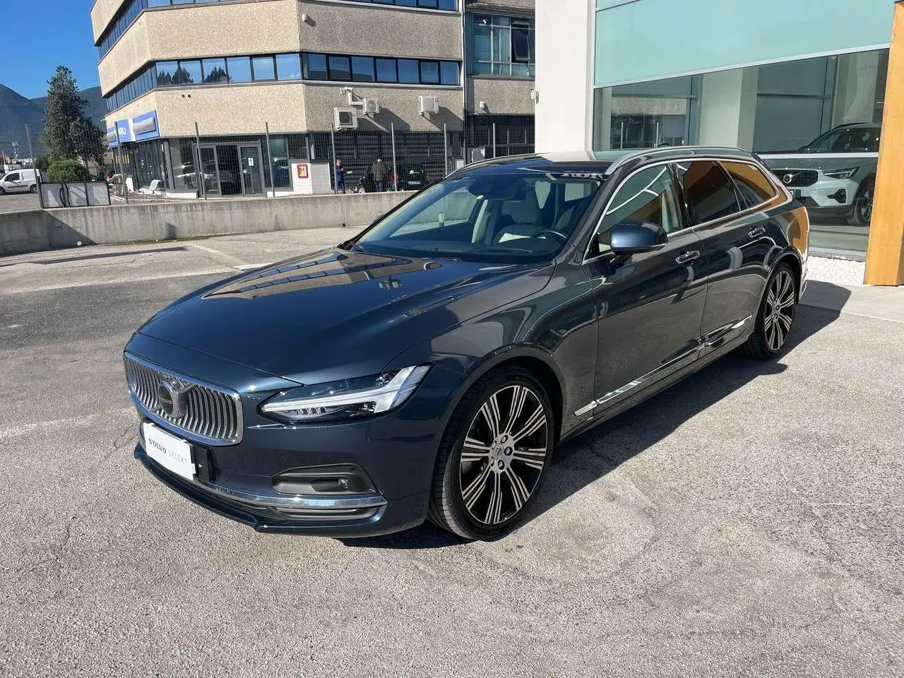 Photo 1 : Volvo V90 2021 Hybride