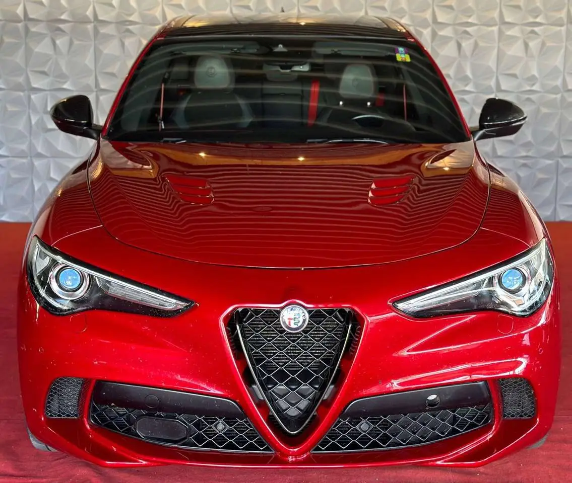 Photo 1 : Alfa Romeo Stelvio 2021 Essence