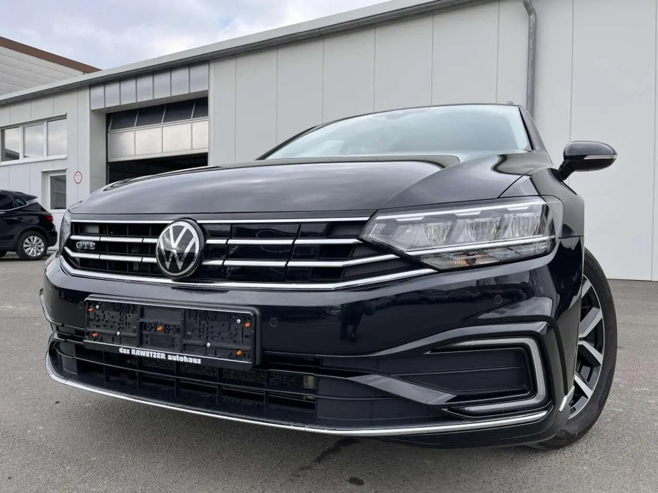 Photo 1 : Volkswagen Passat 2020 Hybride