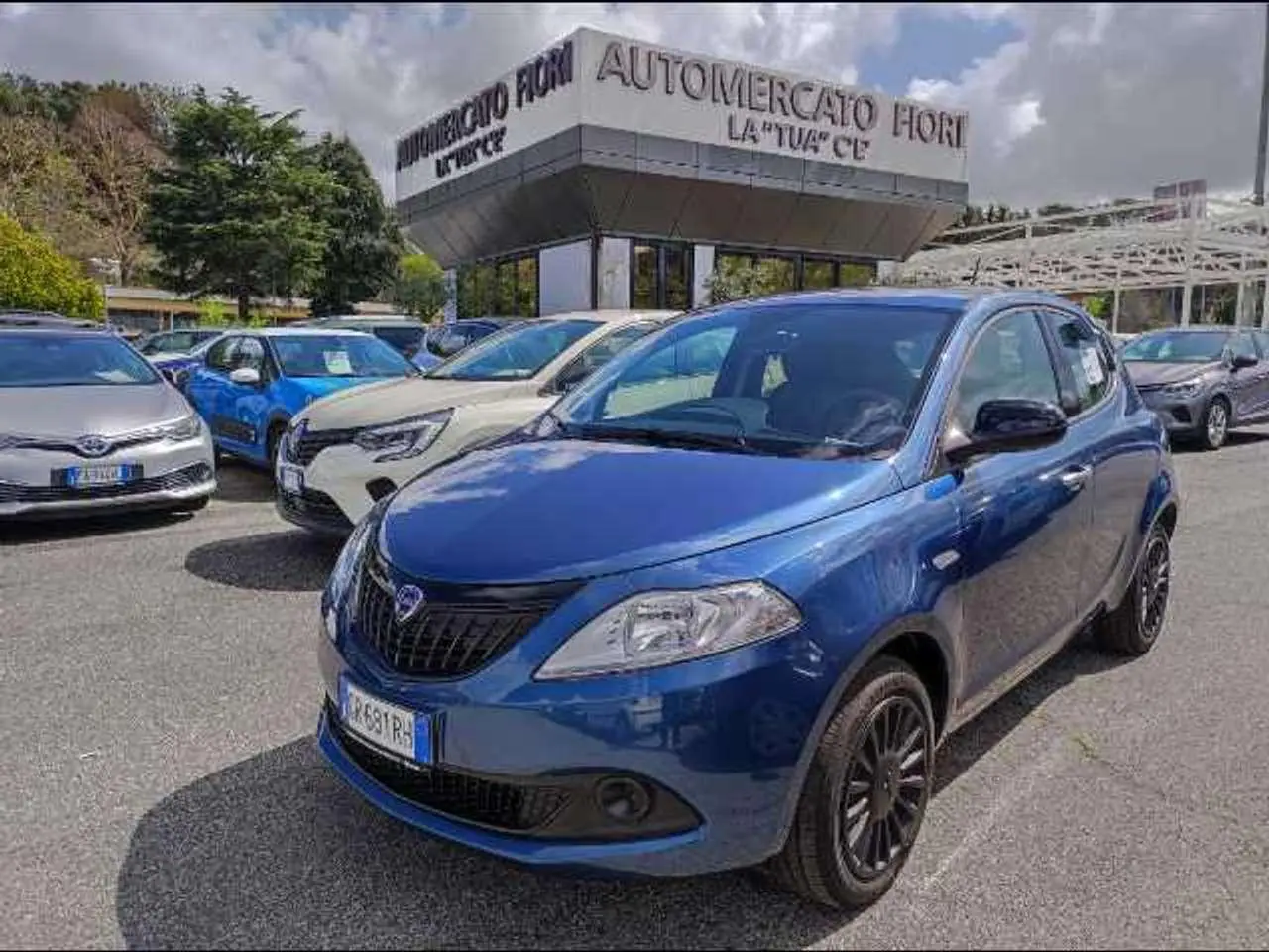 Photo 1 : Lancia Ypsilon 2023 Hybrid