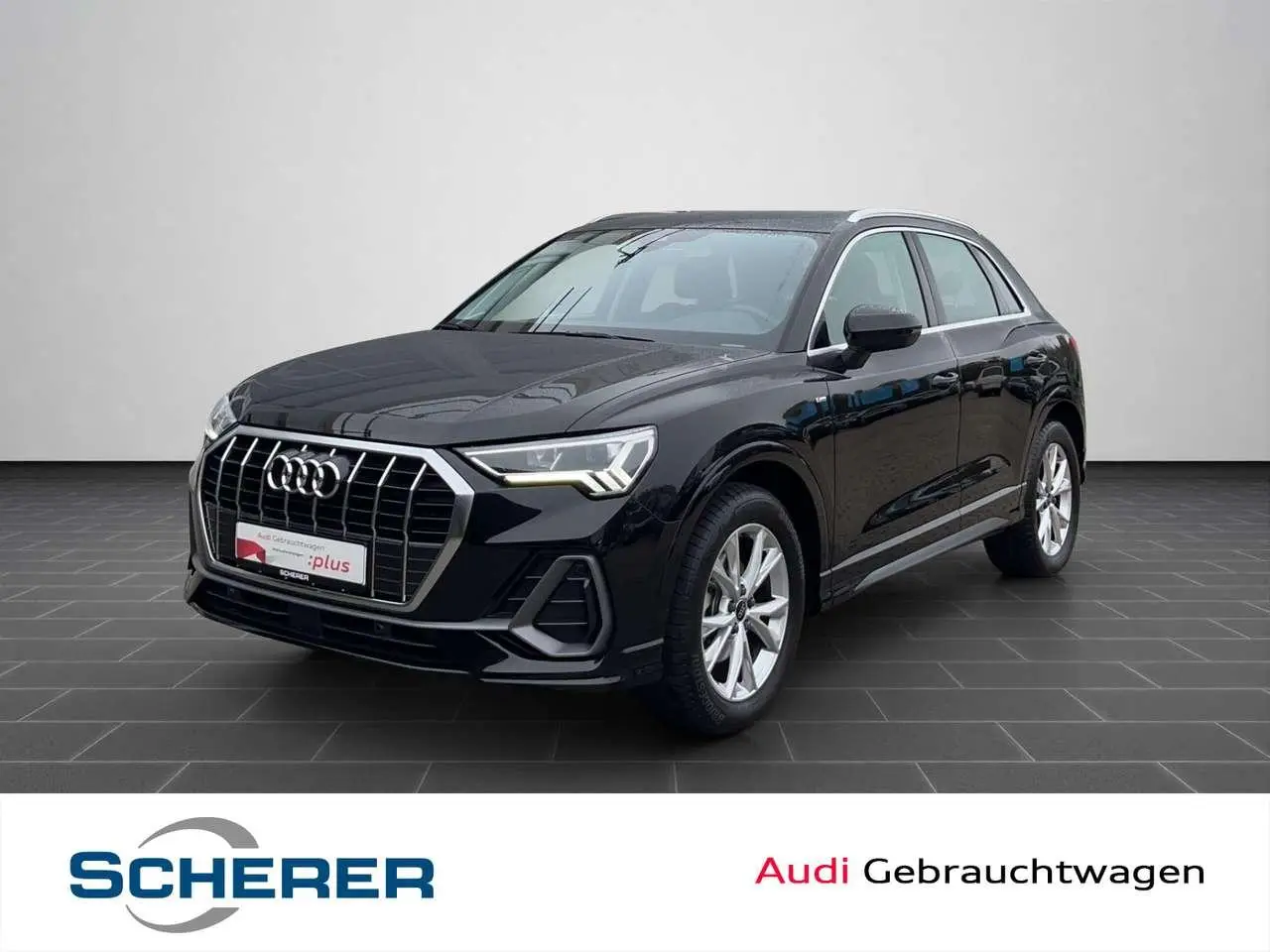 Photo 1 : Audi Q3 2024 Petrol