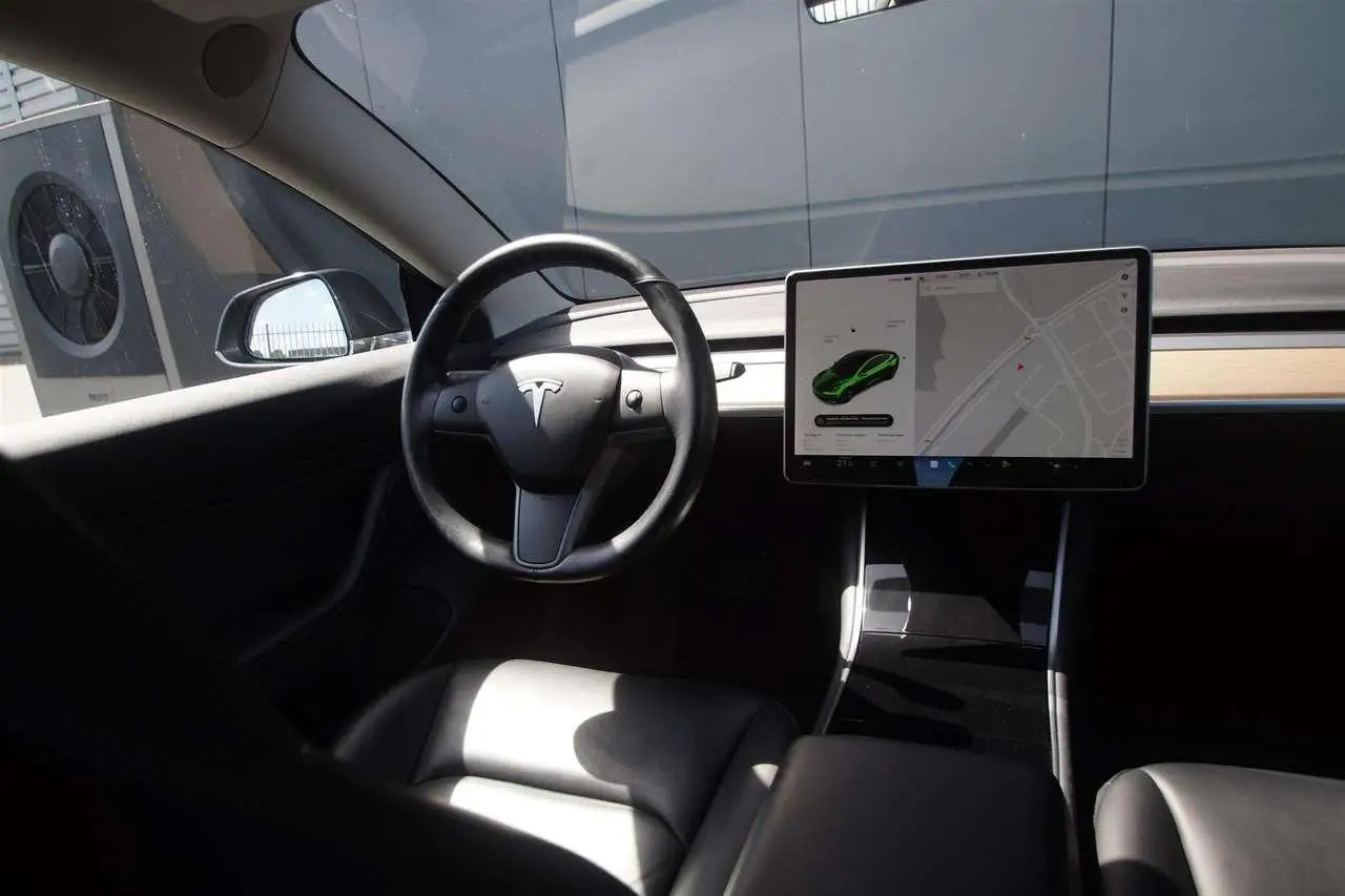 Photo 1 : Tesla Model 3 2019 Électrique