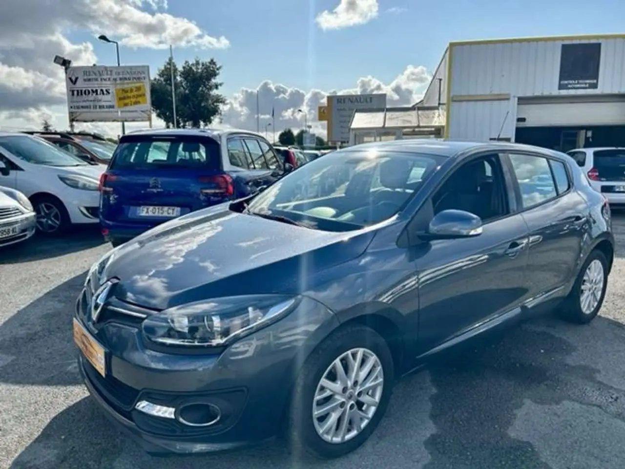 Photo 1 : Renault Megane 2015 Petrol