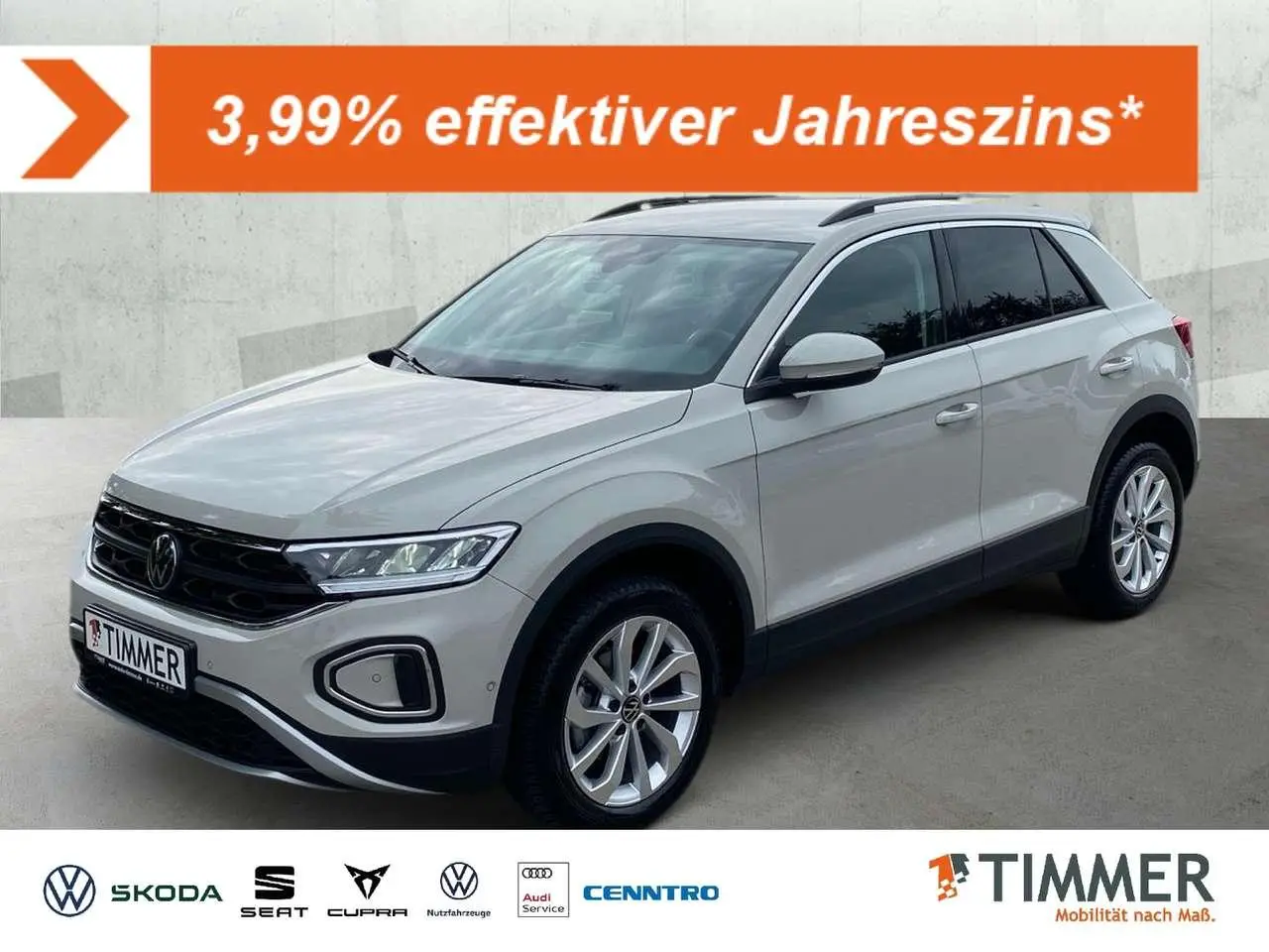 Photo 1 : Volkswagen T-roc 2023 Essence