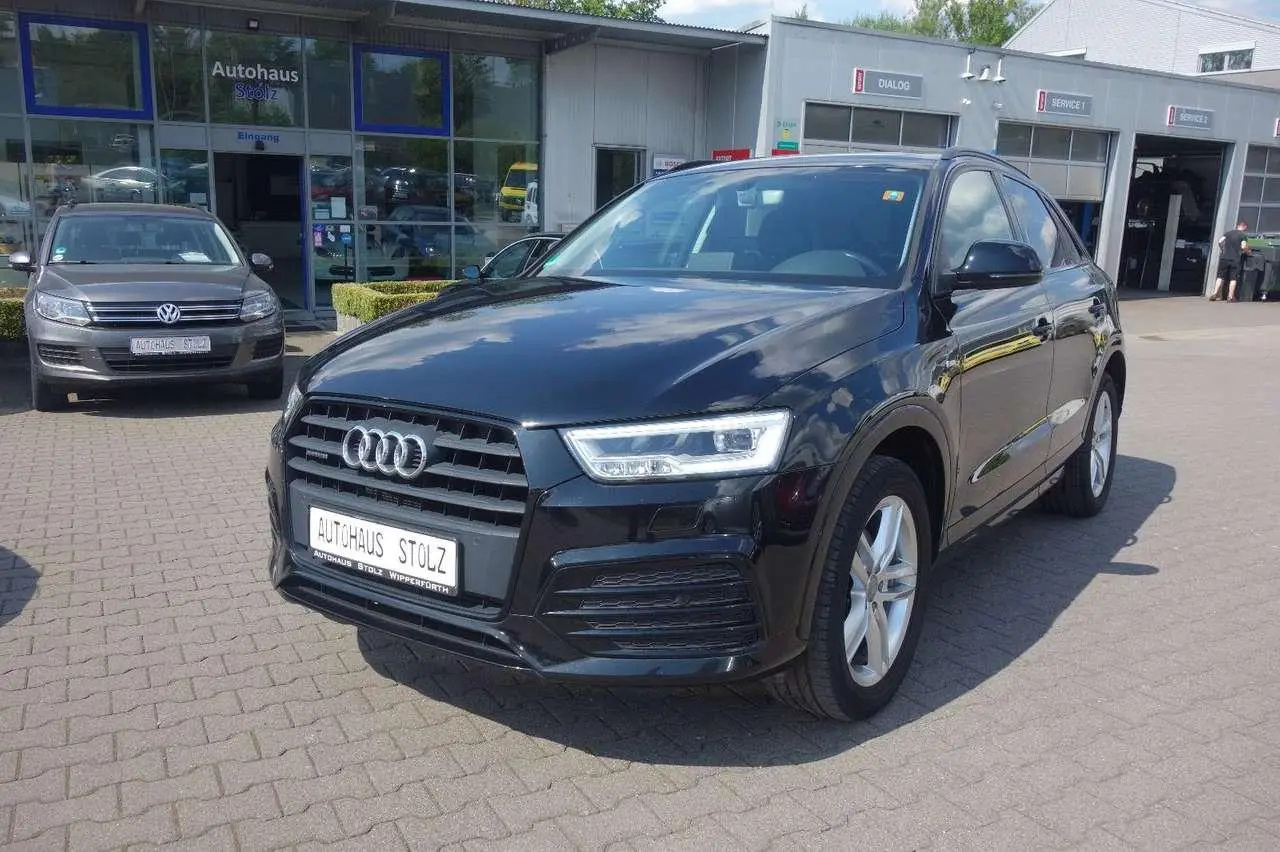 Photo 1 : Audi Q3 2016 Petrol