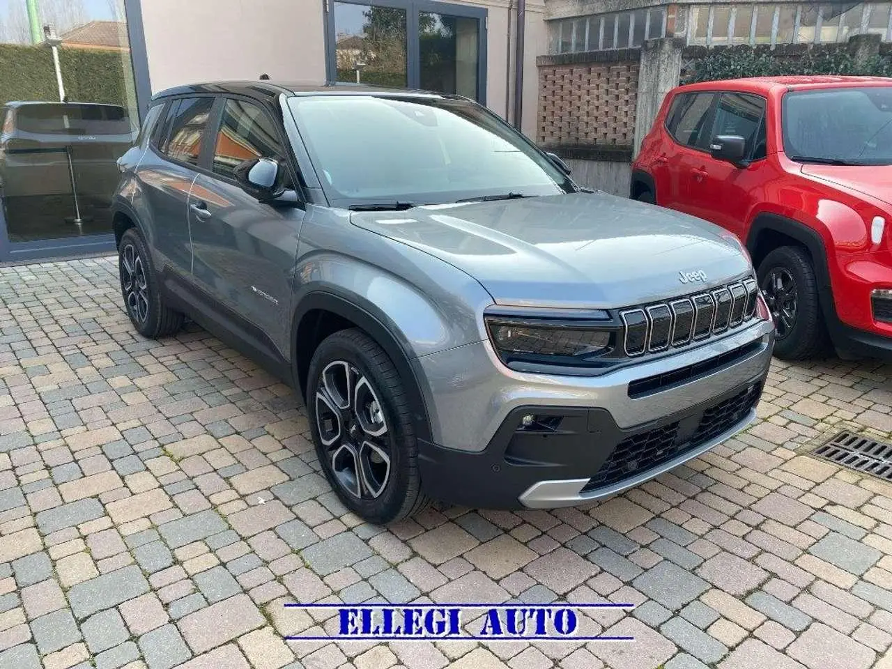 Photo 1 : Jeep Avenger 2024 Petrol