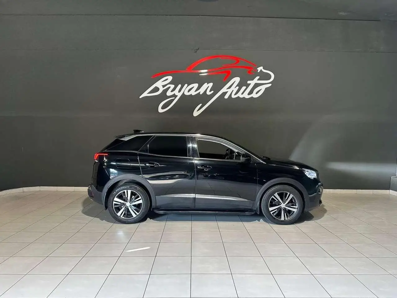 Photo 1 : Peugeot 3008 2019 Essence