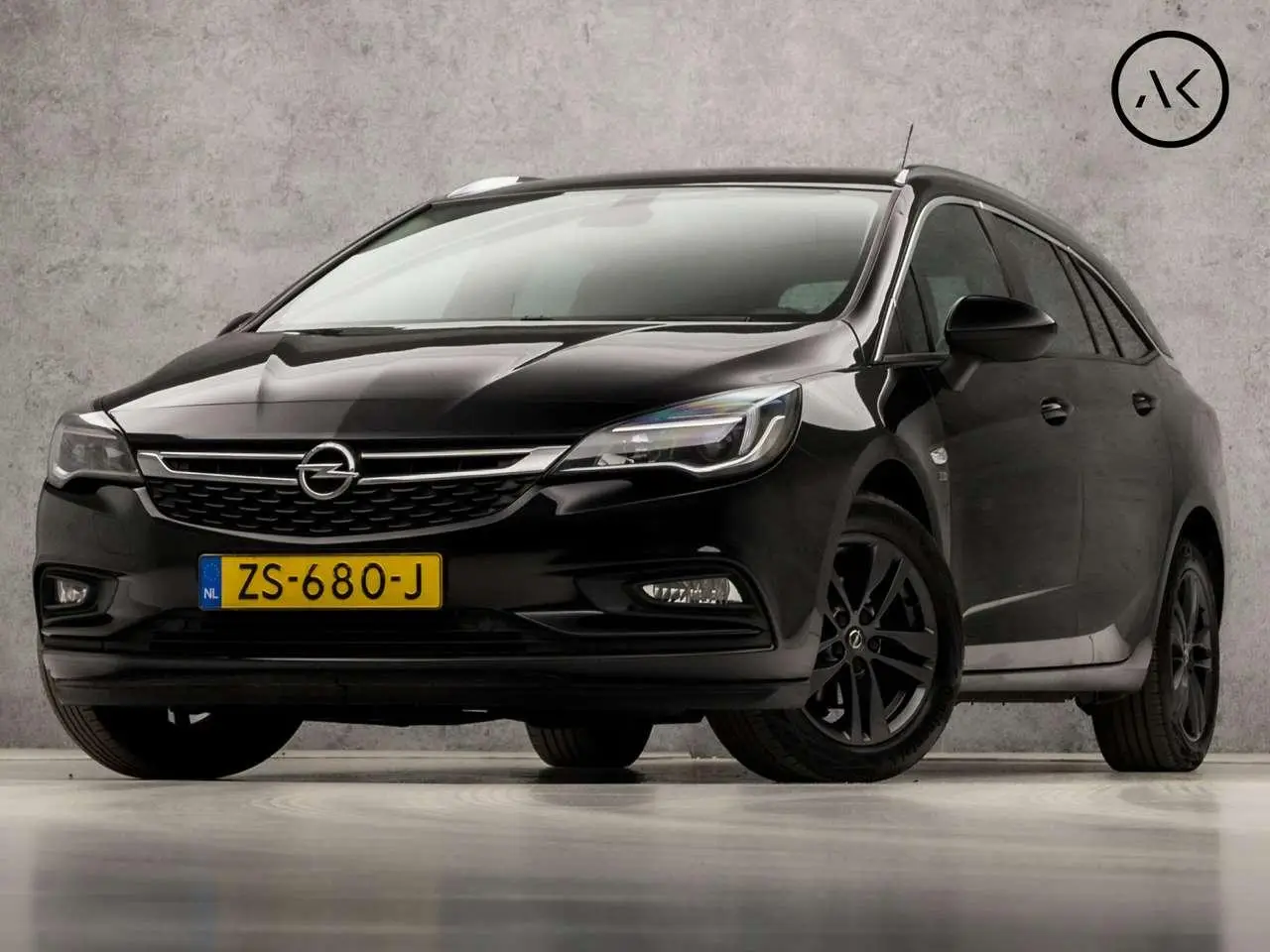 Photo 1 : Opel Astra 2019 Petrol