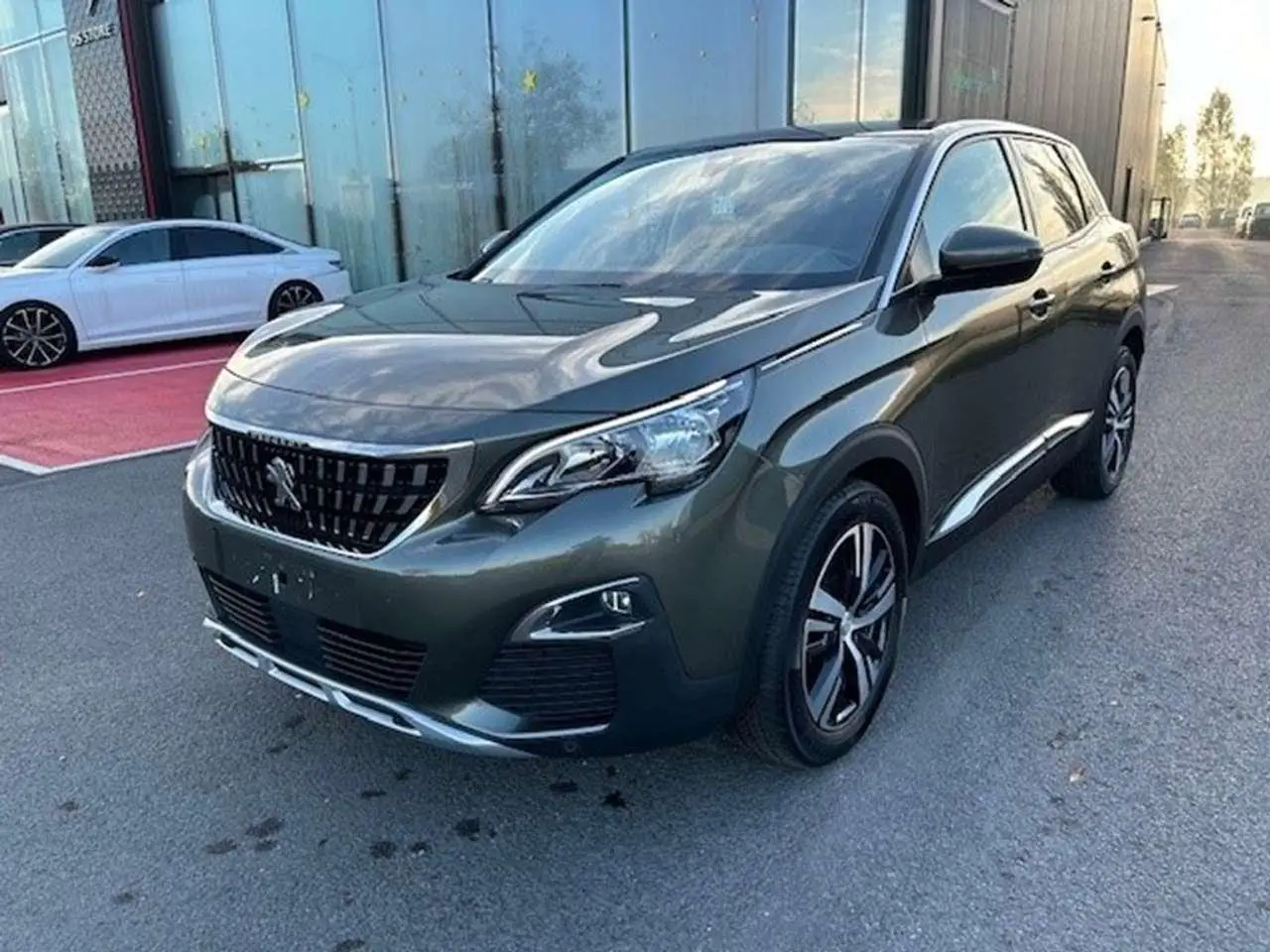 Photo 1 : Peugeot 3008 2020 Petrol