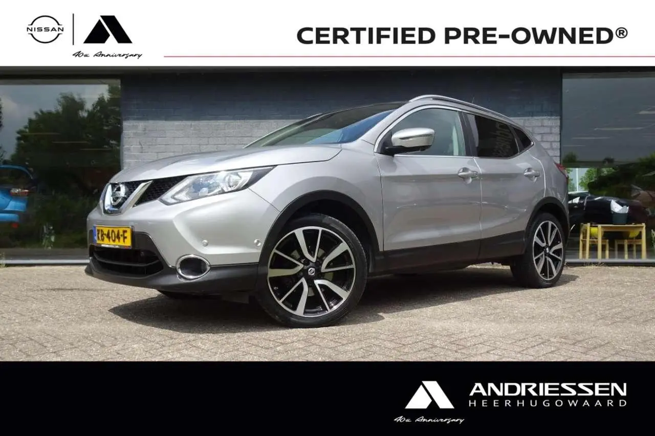 Photo 1 : Nissan Qashqai 2016 Petrol