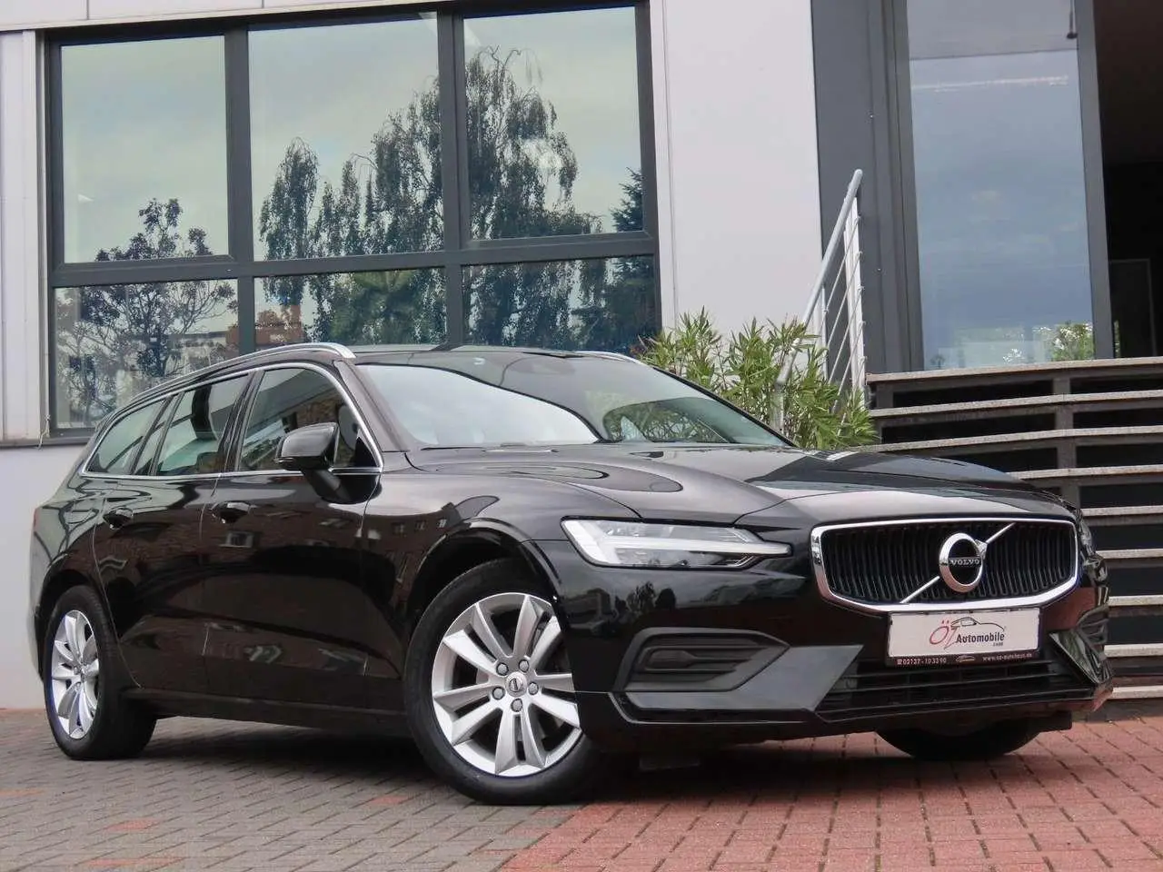 Photo 1 : Volvo V60 2020 Diesel