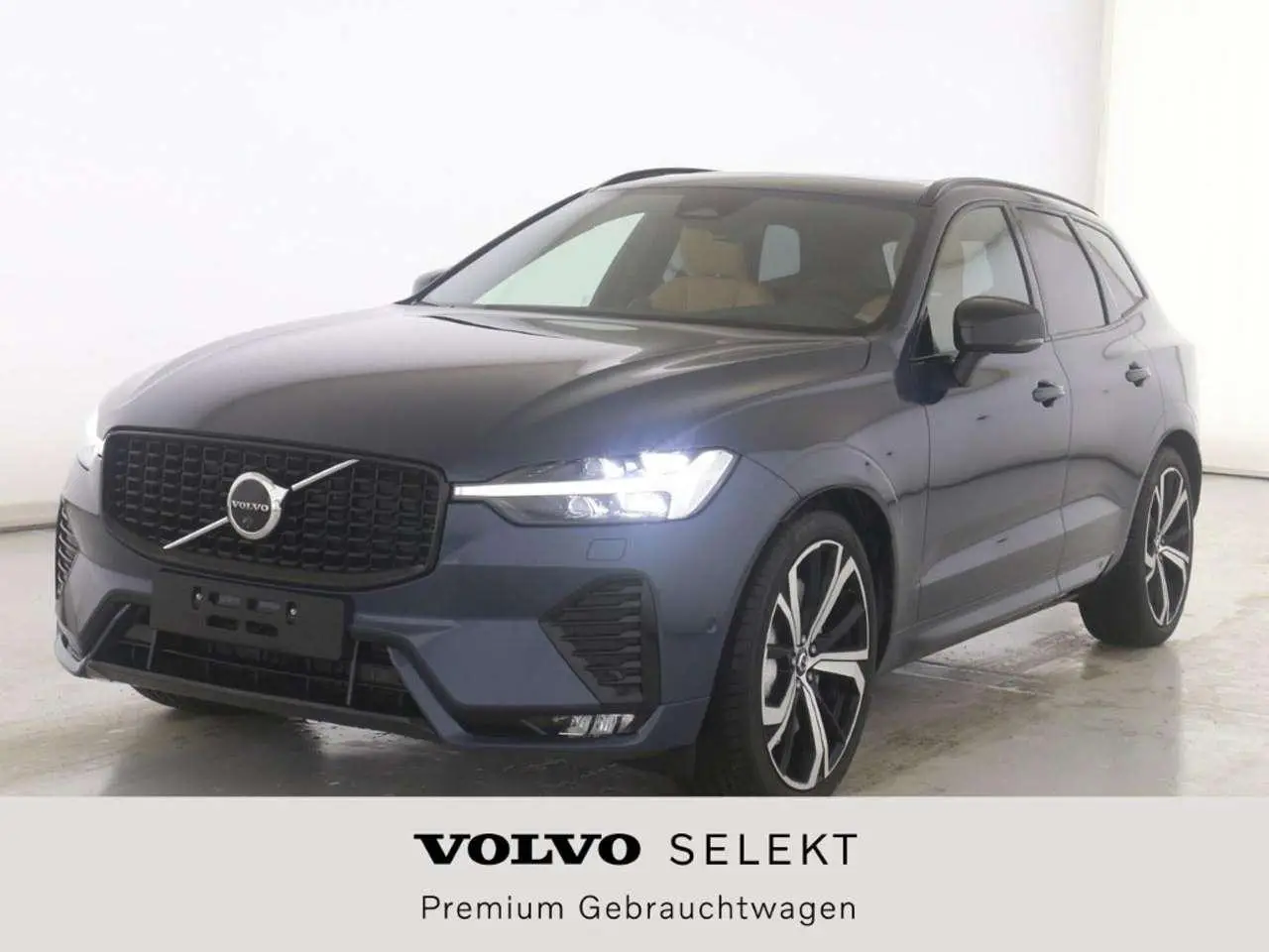 Photo 1 : Volvo Xc60 2024 Diesel