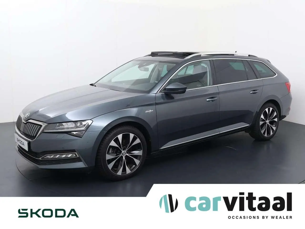 Photo 1 : Skoda Superb 2021 Hybrid