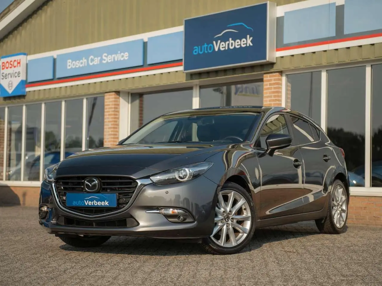 Photo 1 : Mazda 3 2019 Petrol