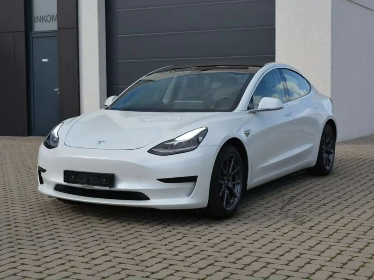 Photo 1 : Tesla Model 3 2020 Électrique