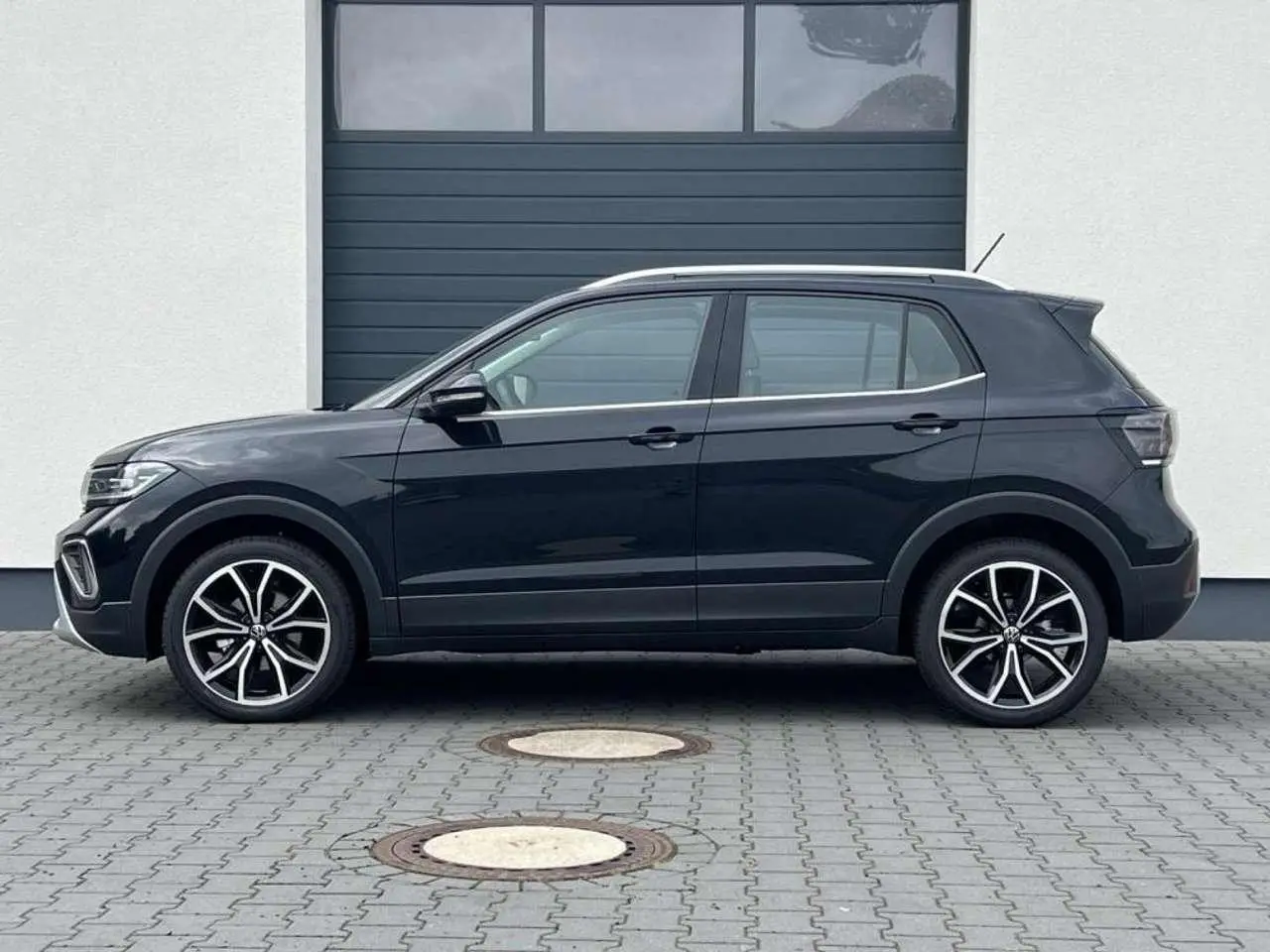 Photo 1 : Volkswagen T-cross 2024 Essence