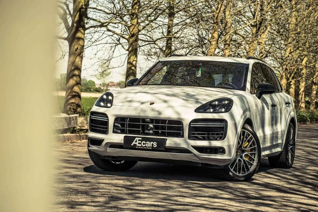 Photo 1 : Porsche Cayenne 2019 Petrol