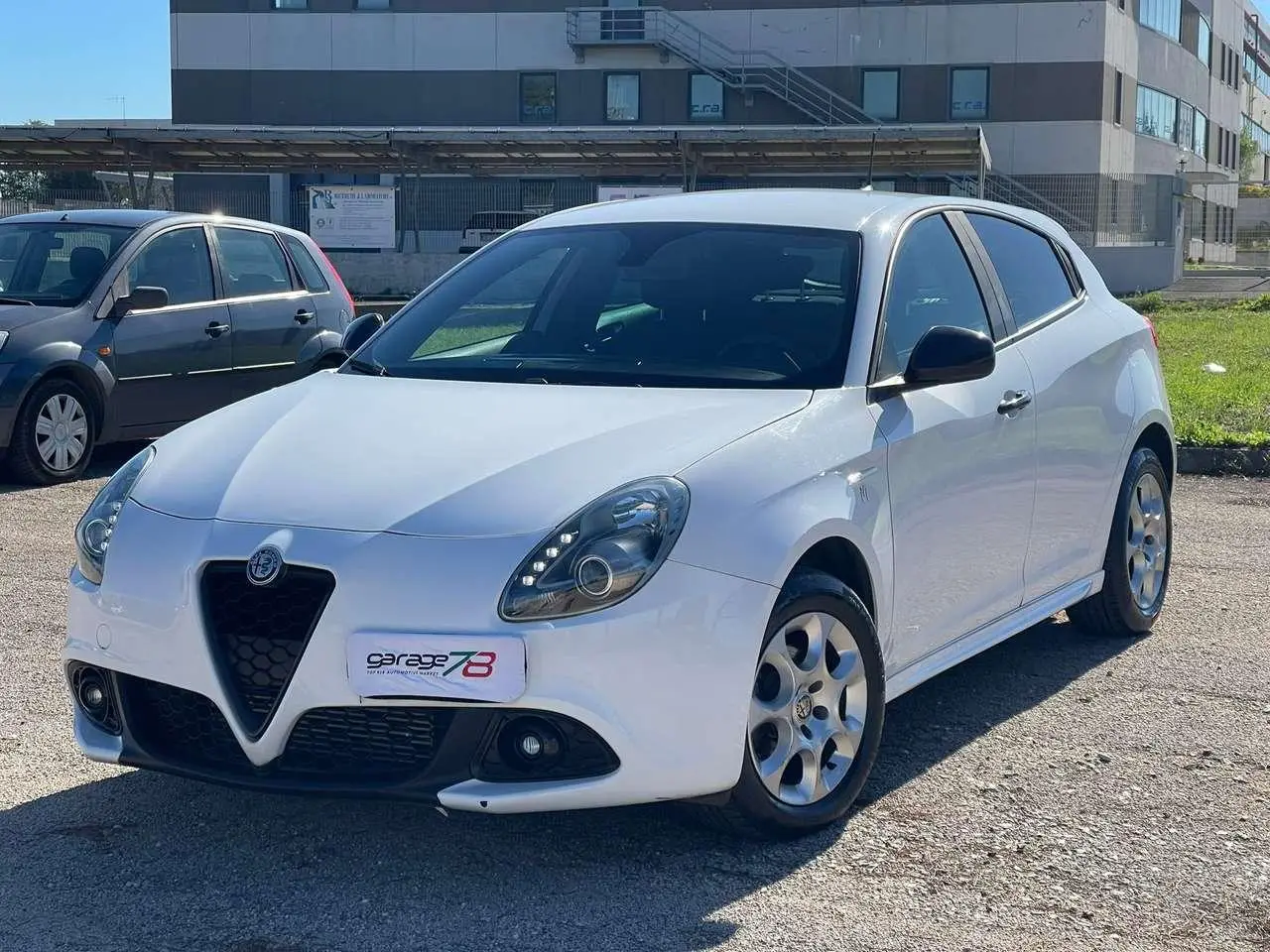 Photo 1 : Alfa Romeo Giulietta 2019 Diesel