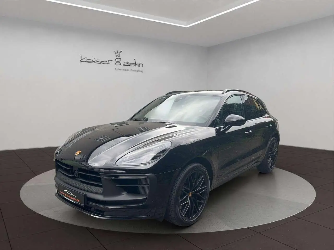 Photo 1 : Porsche Macan 2024 Essence