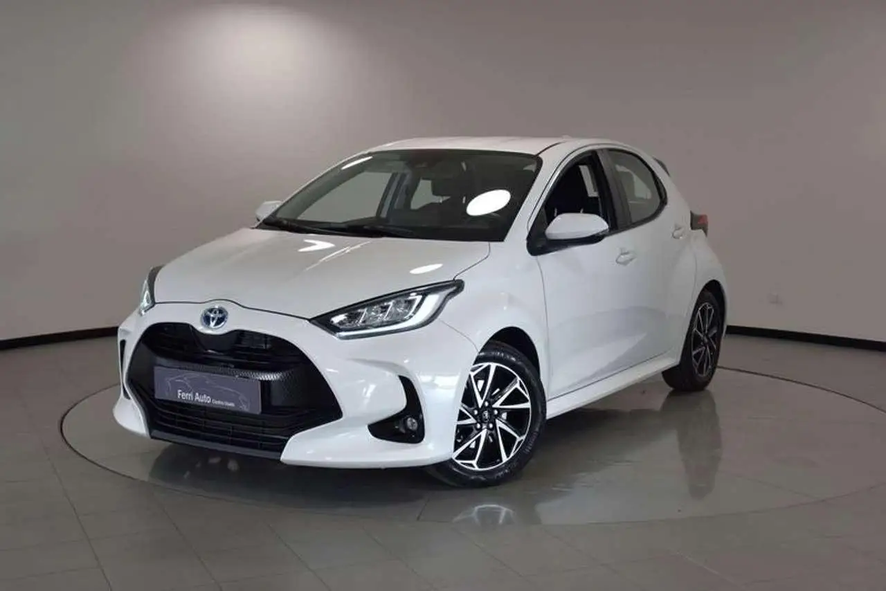 Photo 1 : Toyota Yaris 2022 Hybrid