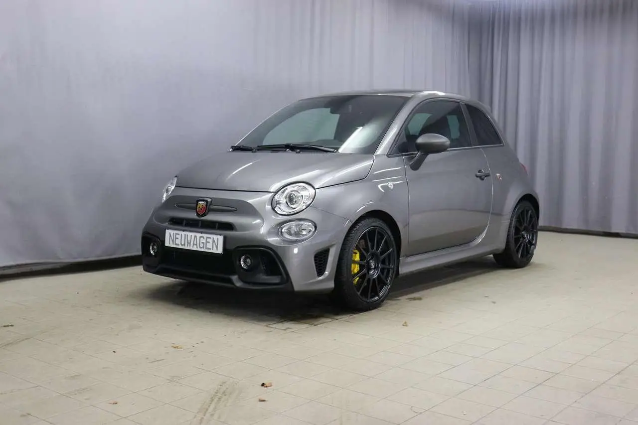 Photo 1 : Abarth 695 2024 Essence