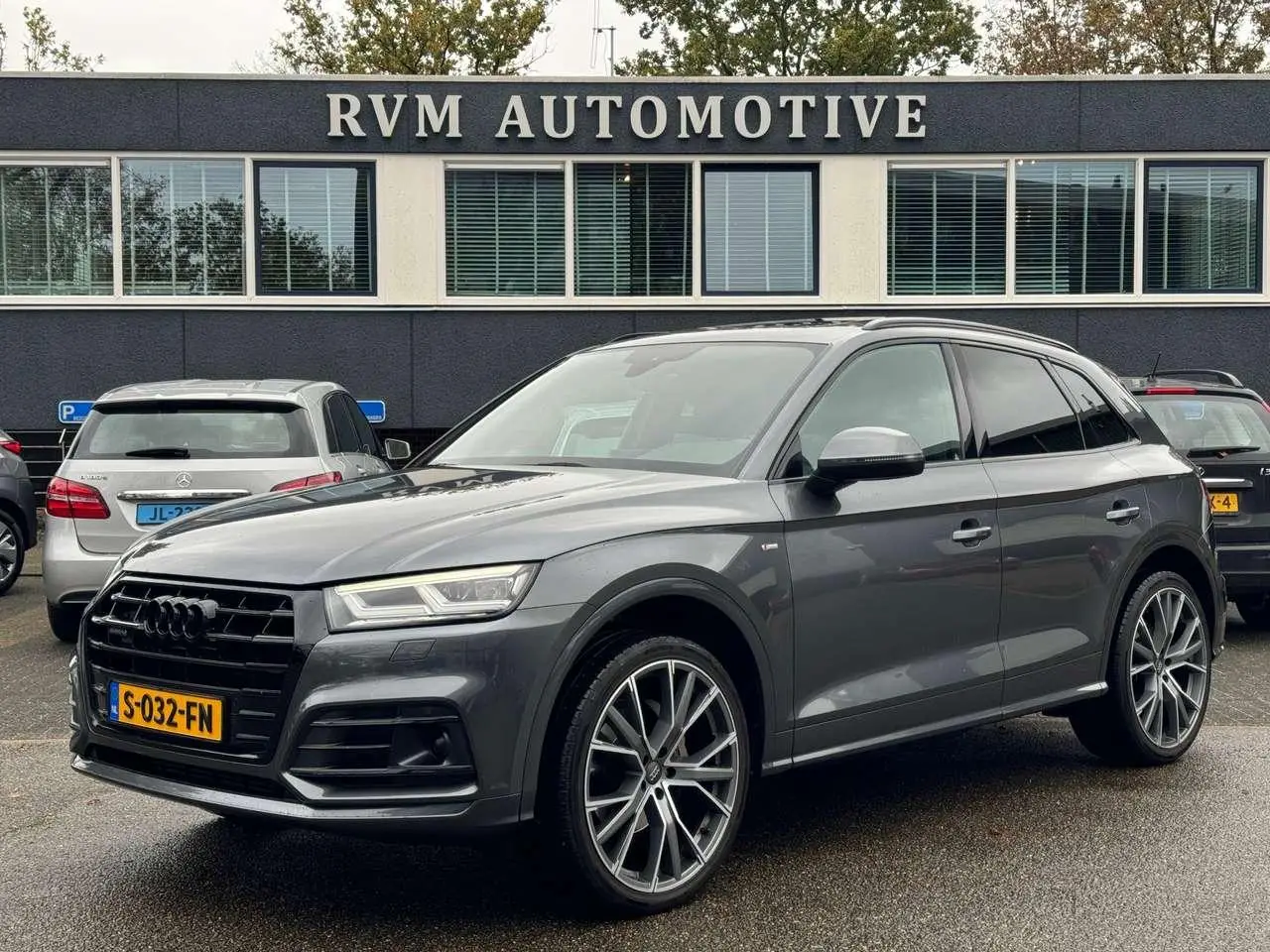 Photo 1 : Audi Q5 2018 Essence