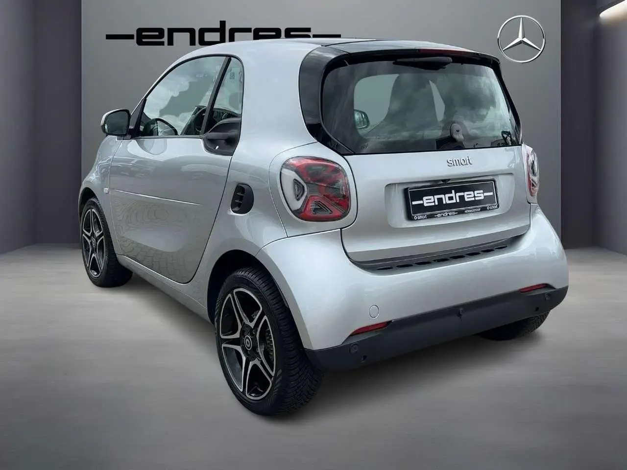 Photo 1 : Smart Fortwo 2021 Electric