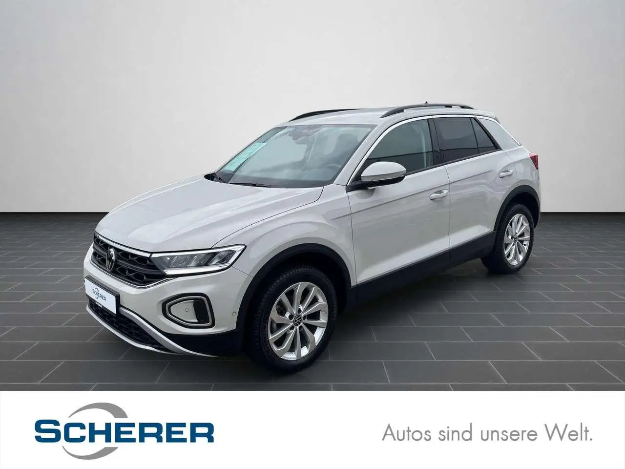 Photo 1 : Volkswagen T-roc 2023 Petrol